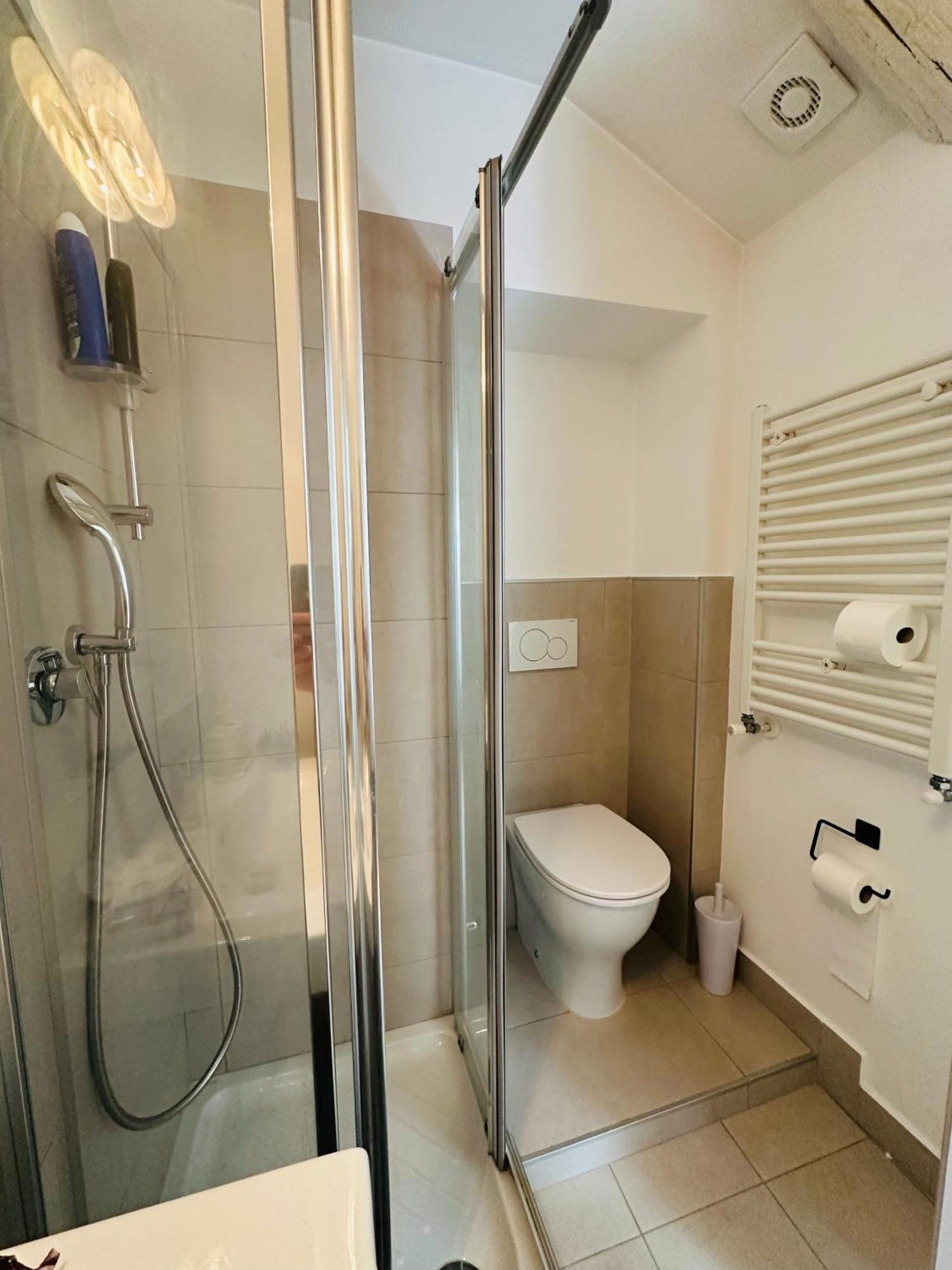 Home Suite Home Turin Exteriör bild